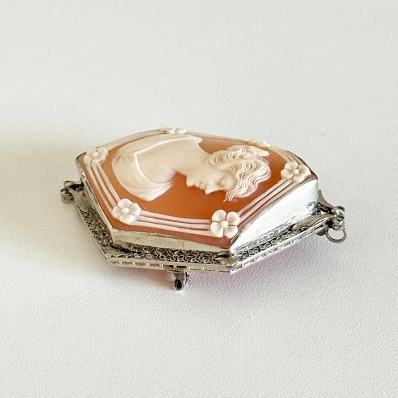 Vintage 14K Solid White Gold Carved Cameo Shell Woman & Flowers Large Brooch Pin - Picture 8 of 16